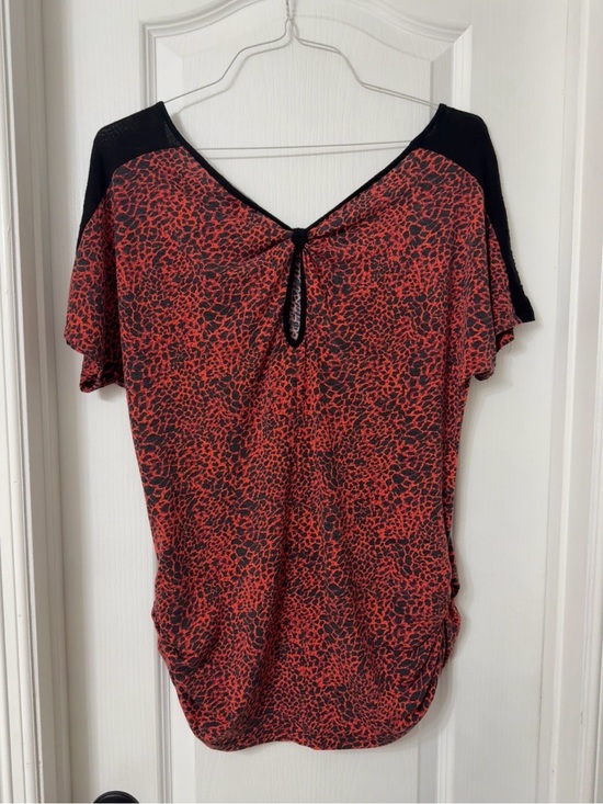 Espresso Tops - Espresso red leopard print  black short sleeves ruched sides bow back detail L